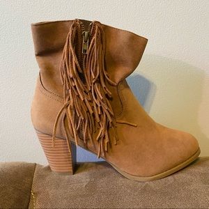 Western Style Tassle Bootie - Size 9